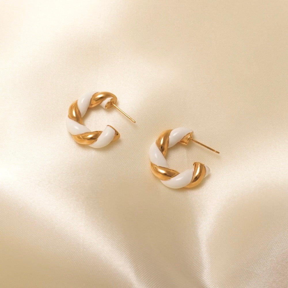 Swirl Earrings White | 18k Gold Plated