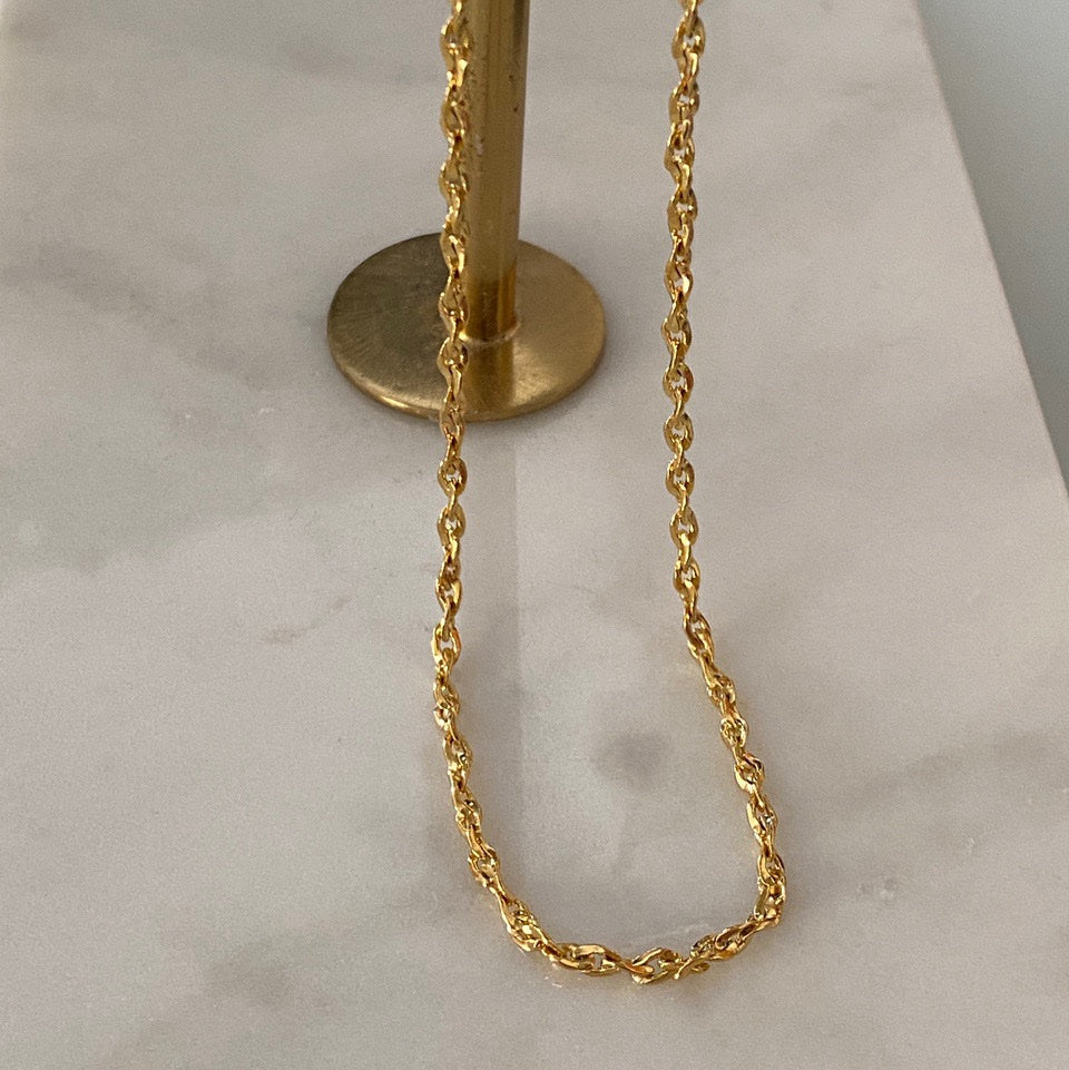Aya Necklace