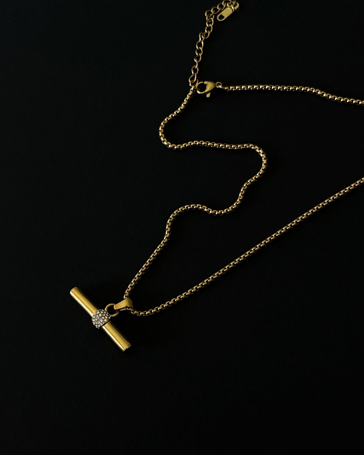 T-Bar Necklace | 18k Gold Plated
